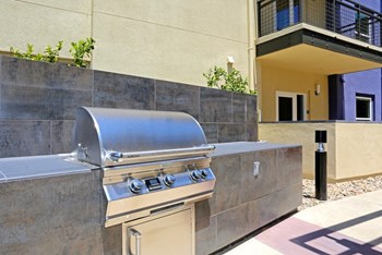 BBQ Area l Metro 510 in Riverside Ca